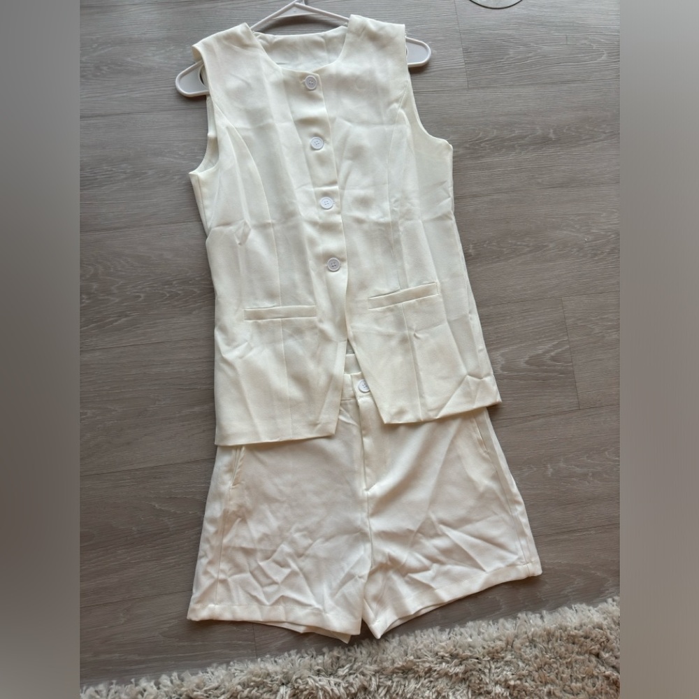 White Vest Matching Set from Sunday Affairs size medium
